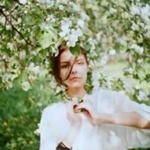 Meet your Posher, Beverly